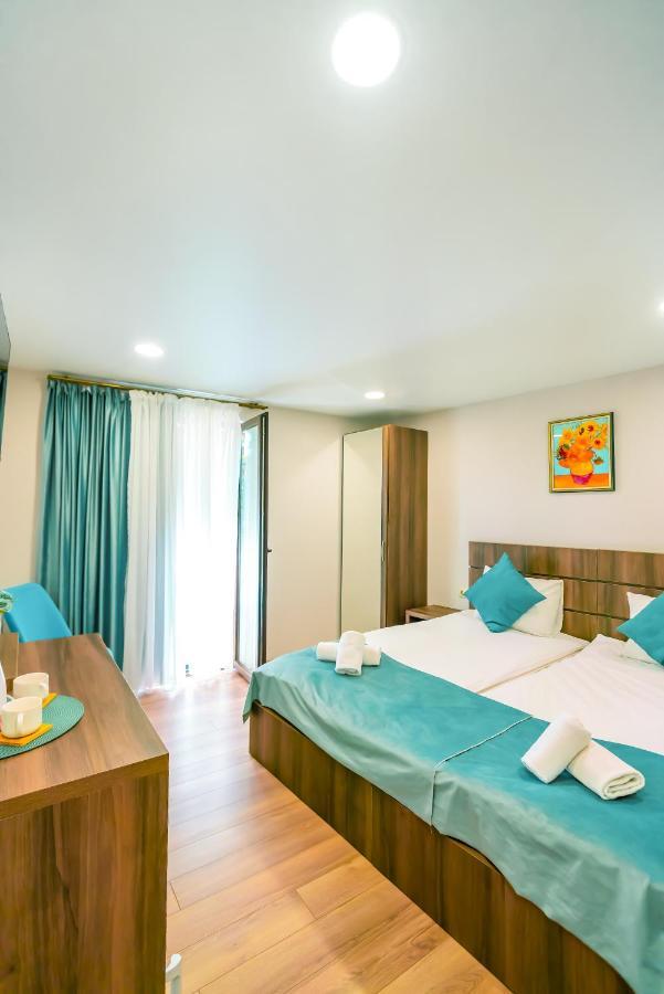 Hotel Classic Suites Tbilisi Esterno foto