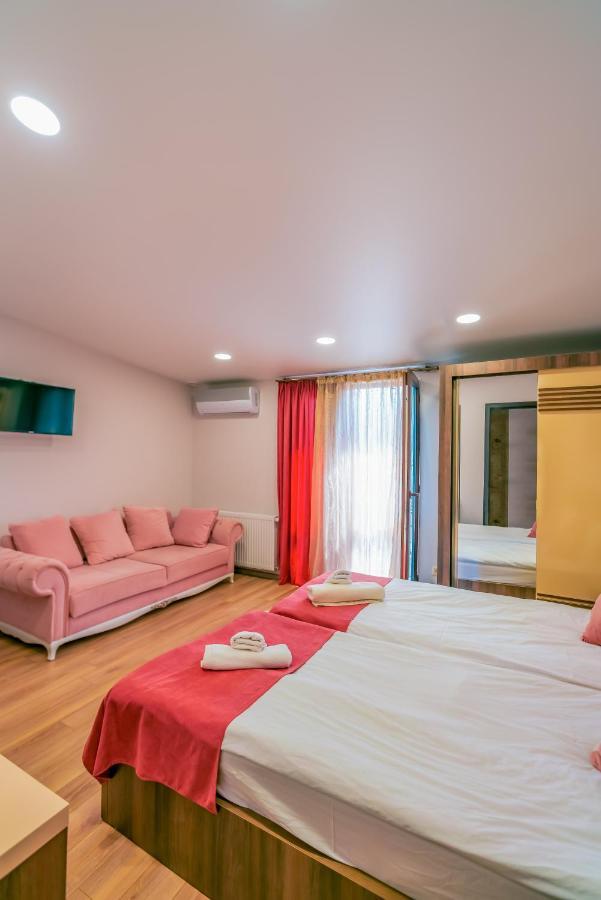 Hotel Classic Suites Tbilisi Esterno foto